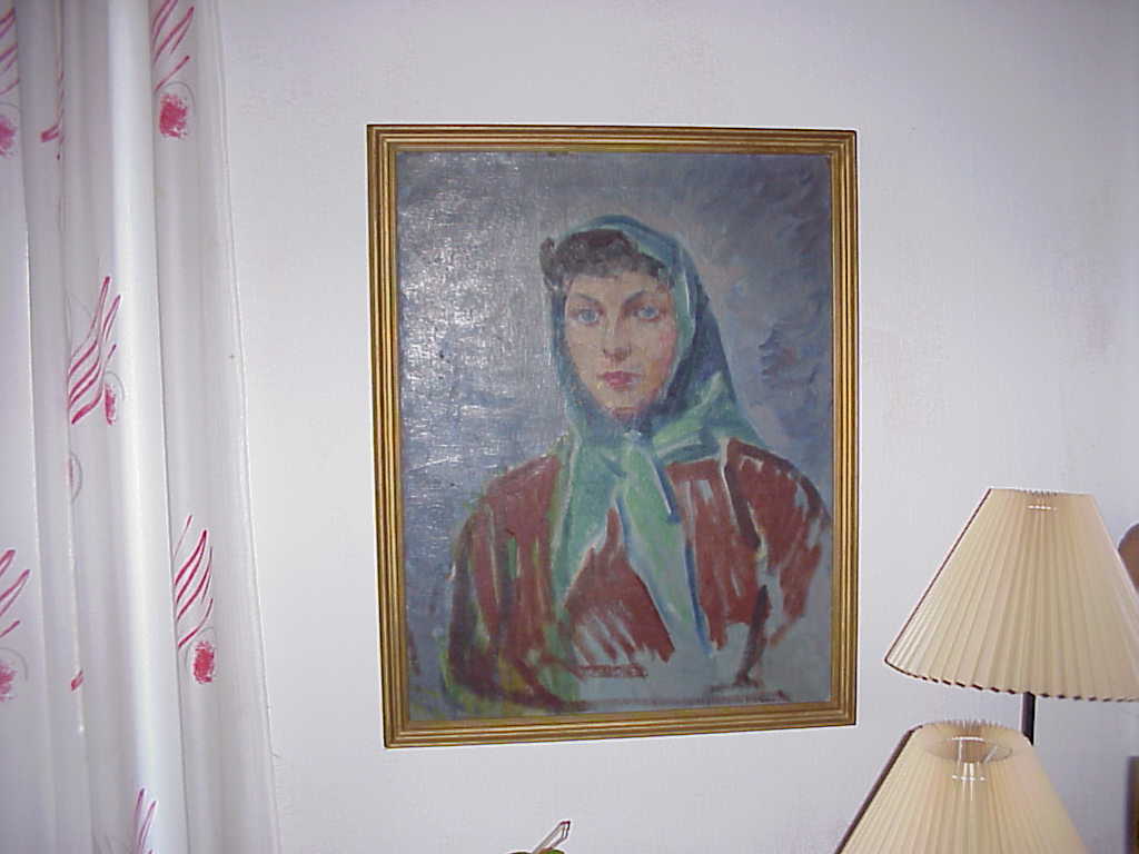 mvc-007l.jpg (54870 bytes)